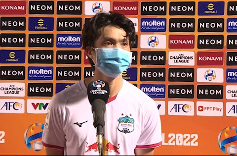 Tiền vệ HAGL nhắn nhủ điều đặc biệt đến các cầu thủ trẻ lần đầu lên tuyển