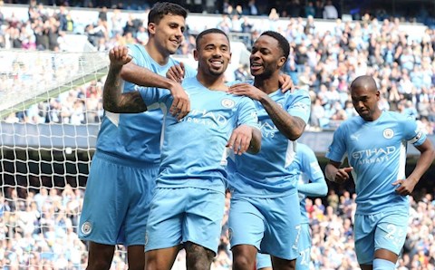 Pep Guardiola nói gì sau thắng lợi giòn giã của Man City?