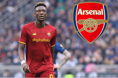 Arsenal đưa Tammy Abraham trở lại Premier League
