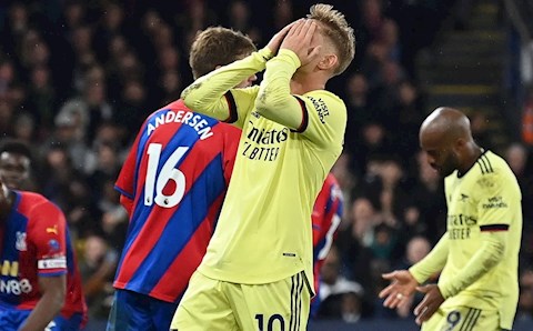 Arsenal bị Palace vùi dập, HLV Arteta nói gì?