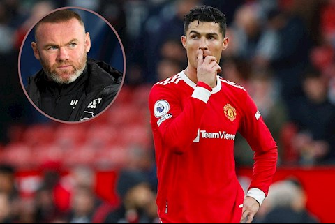 Rooney: Chiêu mộ Ronaldo là quyết định sai lầm của Man Utd
