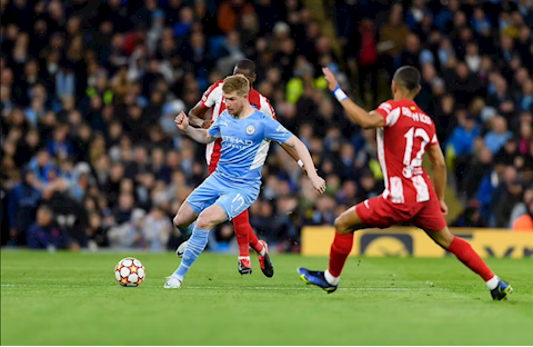 Marco van Basten chỉ trích thậm tệ lối đá của Atletico Madrid