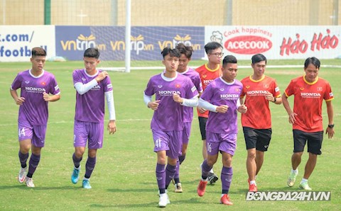 Chỉ 6 cầu thủ U23 tập luyện buổi đầu