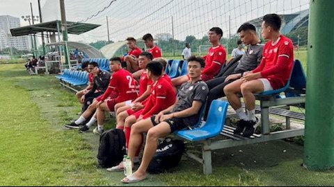 Cầu thủ CLB TP.HCM lên tiếng sau lùm xùm bỏ tập