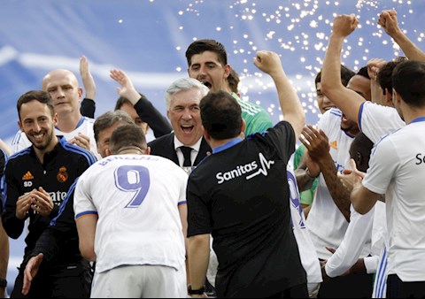 Carlo Ancelotti đi vào lịch sử với thành tích khó tin