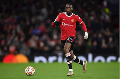 Roma có đối thủ lớn vụ Aaron Wan-Bissaka