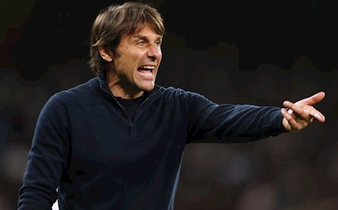 Conte: Arteta phàn nàn nhiều quá!
