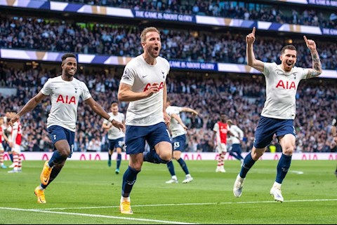 HLV Conte hết lời khen ngợi Harry Kane