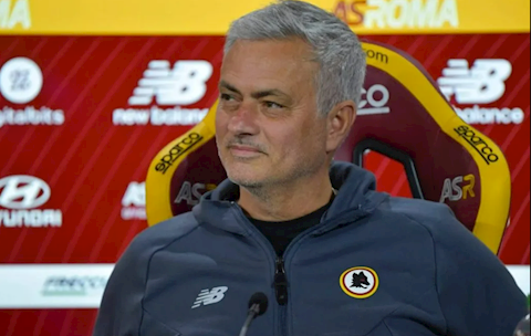 Mourinho nhận giải thưởng đầu tiên ở mùa giải mới