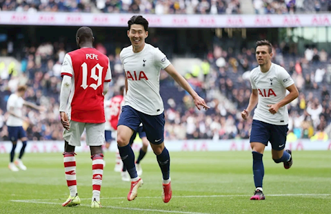 Đây! Lý do Arsenal đứng trước nguy cơ mất vé dự C1 vào tay Tottenham