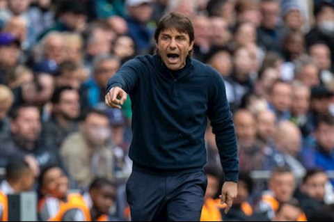 Conte khích tướng cầu thủ Tottenham trước đại chiến Arsenal