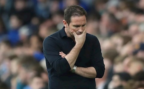 Lampard chính thức nhận án phạt vì chỉ trích trọng tài