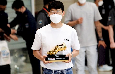Son Heung-min gây bão khi trở lại Hàn Quốc