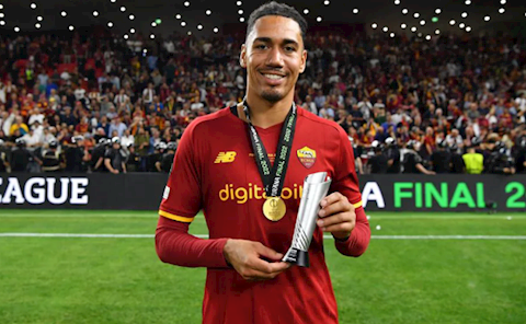 Chris Smalling vừa có trận đấu hay nhất sự nghiệp