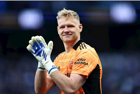 Aaron Ramsdale lên tiếng bênh vực Arsenal và Mikel Arteta