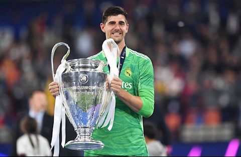 CĐV Atletico Madrid xử phũ với Thibaut Courtois