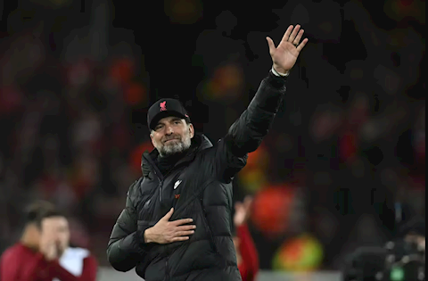 Jurgen Klopp cân bằng thành tích với Sir Alex Ferguson