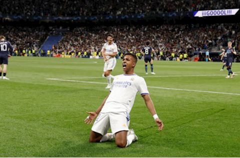 Rodrygo đi vào lịch sử Champions League