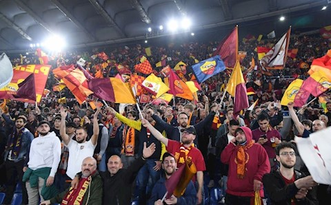 166 CĐV dự trận thua kỷ lục của AS Roma được tặng vé chung kết C3