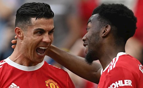 Sao trẻ MU nói điều bất ngờ sau lời chê bai của Ronaldo