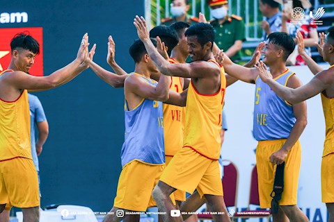 Bóng ném Việt Nam đánh bại Thái Lan đầy kịch tính