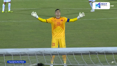 Đặng Văn Lâm hạnh phúc khi mang băng đội trưởng ĐT Việt Nam