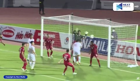 VIDEO: Tuấn Hải đánh đầu nối ghi bàn cho ĐT Việt Nam