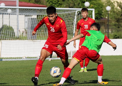 Nhâm Mạnh Dũng ngán đồng đội nào nhất ở ĐT Việt Nam?