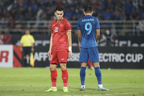 Choáng với cú sút ối giời ơi của Tiến Linh trước khung thành Thái Lan