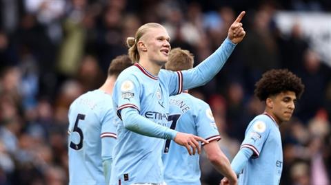Pep Guardiola khẳng định không thể thay thế Haaland