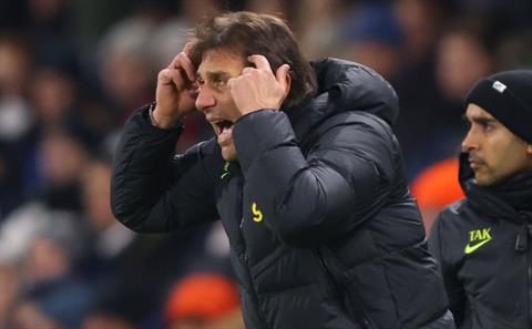 Conte: Tottenham cần phải mơ mộng