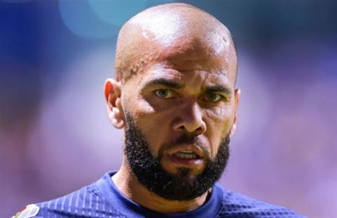 Dani Alves ngồi tù 4,5 năm vì hành vi tấn công tình dục