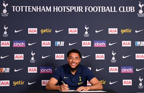 Tottenham chính thức ra mắt tân binh Arnaut Danjuma