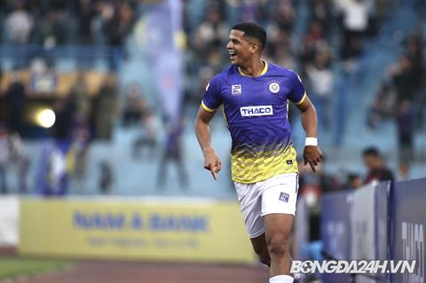 VIDEO: Tiền đạo Lucao đánh đầu hiểm hóc ghi bàn cho Hà Nội FC