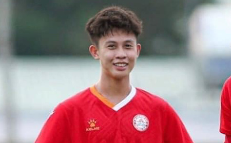 CLB TP.HCM thông báo chi tiết về chuyến sang Tây Ban Nha của Hoàng Vĩnh Nguyên