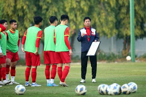 U20 Việt Nam ghi 3 bàn trước quân xanh Hoà Bình FC