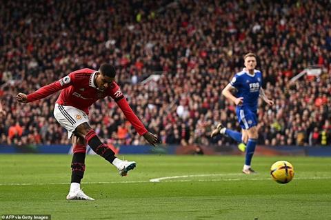 Điểm tin sáng 20/2: NHM ngỡ ngàng khi MU được VAR ưu ái trong trận thắng Leicester