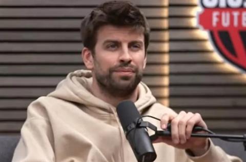 Gerard Pique tức giận khi Barca thất bại trước MU