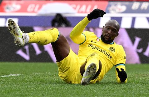 Lukaku lại nhạt nhòa, Inter Milan ngã ngựa nơi đất khách