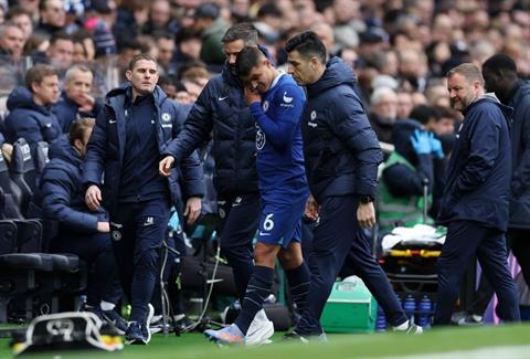 Chelsea nhận tổn thất kép sau trận thua trên sân Tottenham