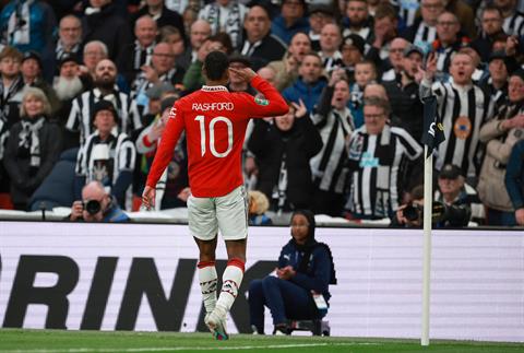 VIDEO cú sút quyết đoán của Rashford nhấn chìm Newcastle