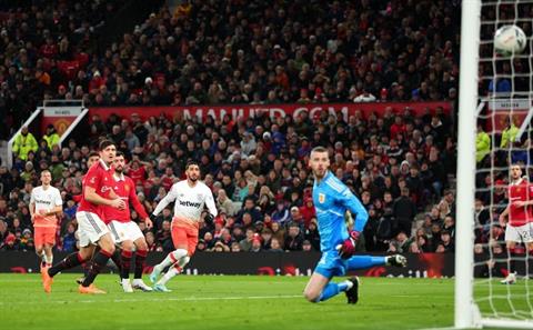 Bàn thắng của West Ham vào lưới MU không hợp lệ?