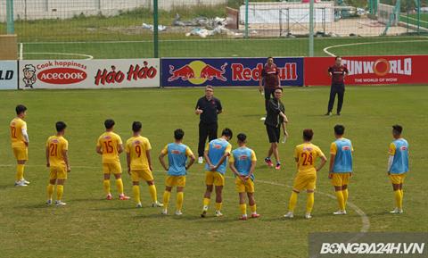 Yêu cầu của HLV Philippe Troussier với truyền thông