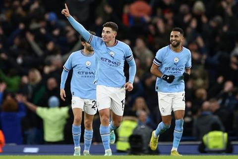Chính thức: Man City gia hạn 5 năm với Julian Alvarez