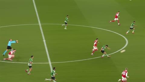 Chiêm ngưỡng siêu phẩm ở khoảng cách 46m, hất văng Arsenal khỏi Europa League