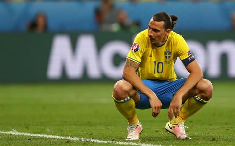 Zlatan Ibrahimovic lại đi vào lịch sử 