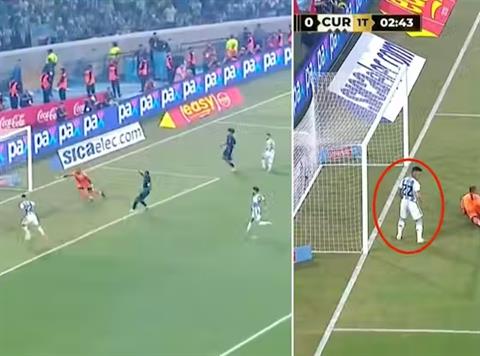 Pha bỏ lỡ không tưởng của Lautaro Martinez khiến Lionel Messi đứng hình