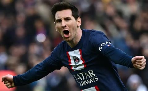 Messi được gọi tên trong thất bại 0-4 của Barca trước Real Madrid