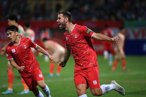 CLB Hải Phòng giành cú đúp giải thưởng V-League tháng 6
