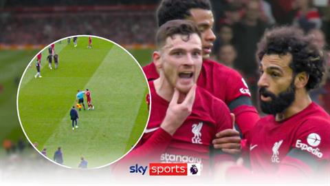 Trọng tài bị treo còi vì thúc cùi trỏ Andy Robertson